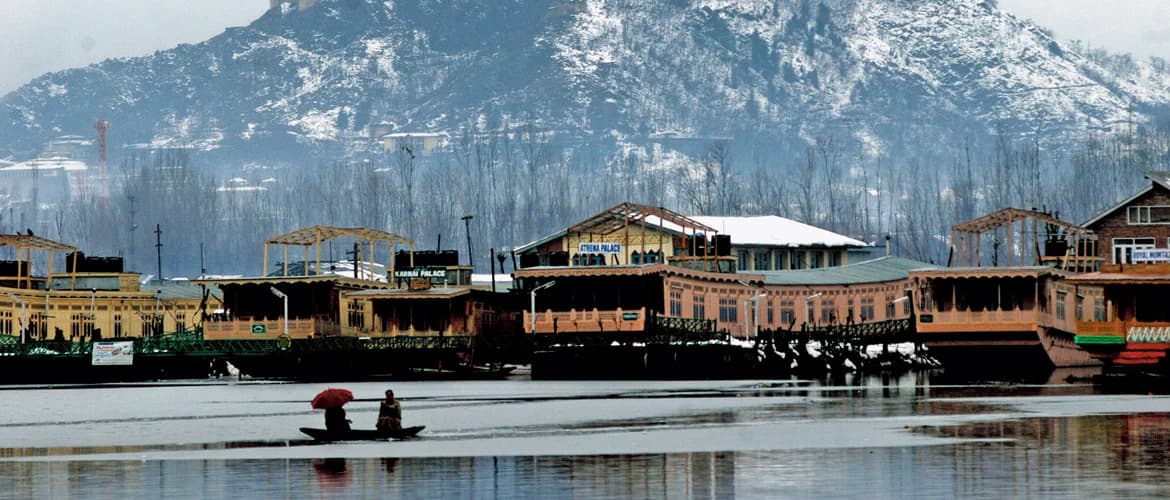 Transfer from Gulmarg to Srinagar Houseboat + Srinagar Sightseeing image1